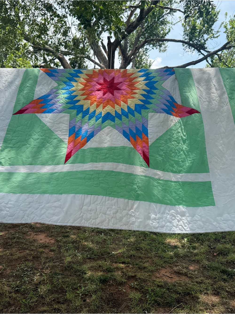 VINTAGE lone star Quilt in Multicolor